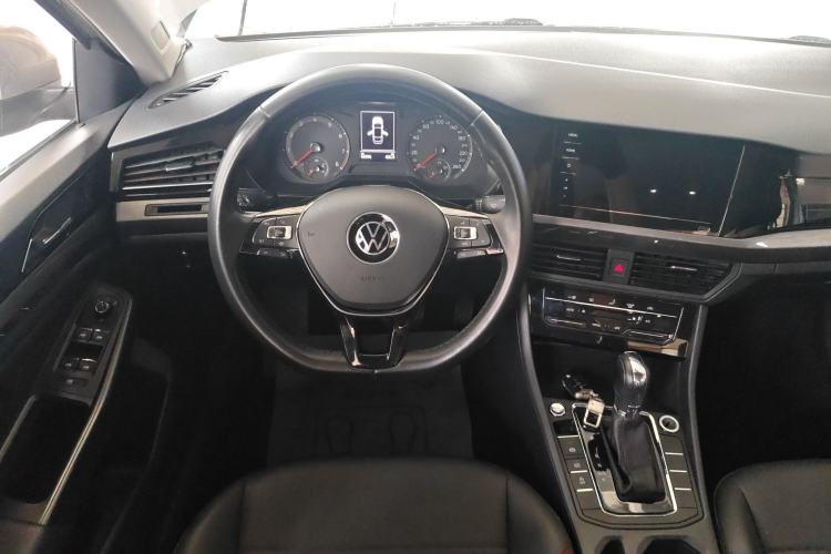 Used Volkswagen Bora 2021 1.5L Automatic Elite Smart Connect Edition Steering Wheel