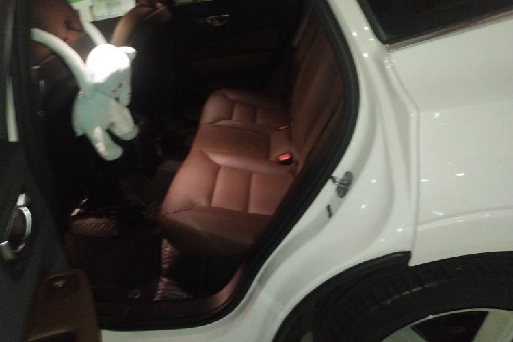 Used Volvo XC60 New Energy 2024 T8 Plug-in Hybrid Long-Range All-Wheel Drive Smart Luxury Edition
