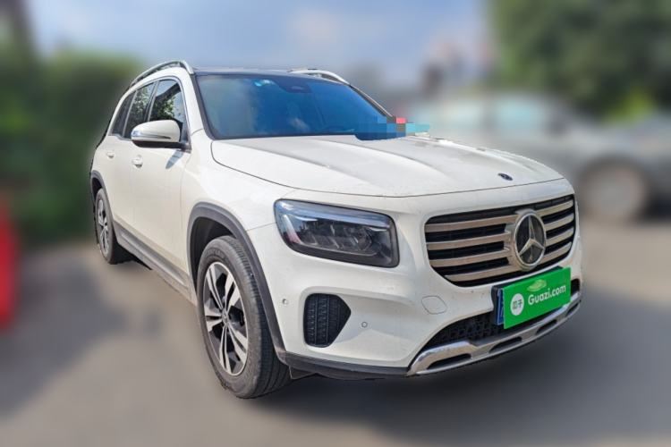 Used Mercedes-Benz GLB 2023 Refreshed GLB 200 Dynamic Edition Exterior 2