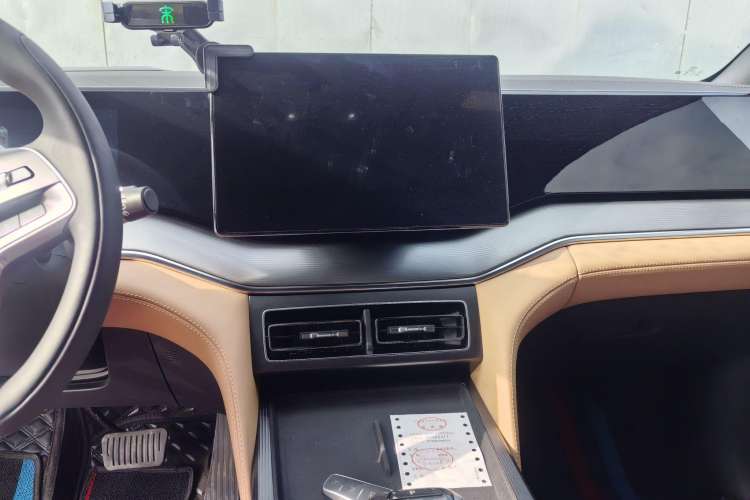 Used BYD Song L DM-i 2024 112 km Leading Edition
