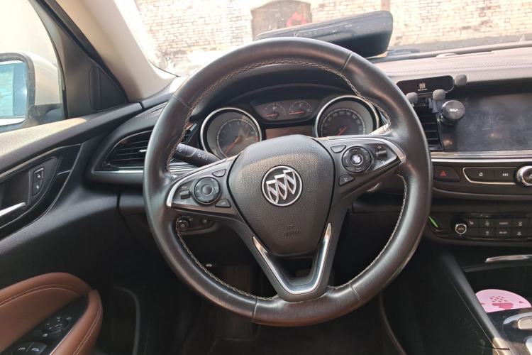 Used Buick Regal 2017 20T Luxury Model Steering Wheel
