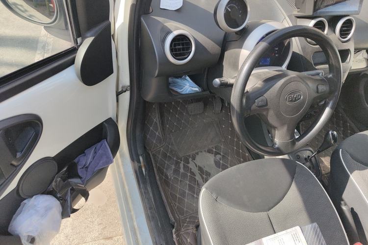 Used BYD F0 2015 1.0L AMT XuanKu Model Driver Seat