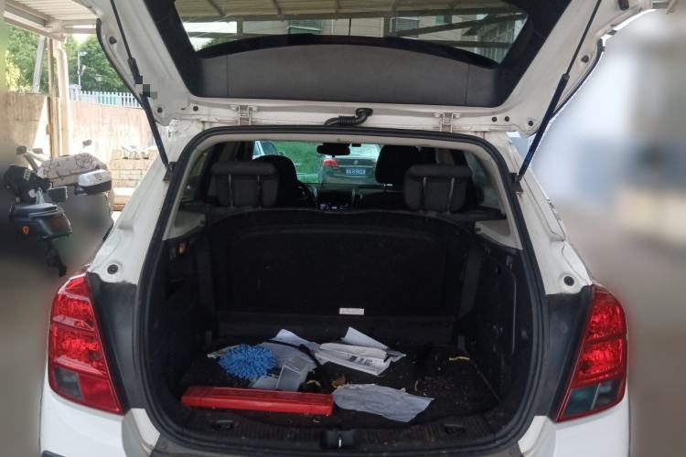 Used Chevrolet Trax 2016 1.4T Manual Two-Wheel Drive Comfort Version with Sunroof