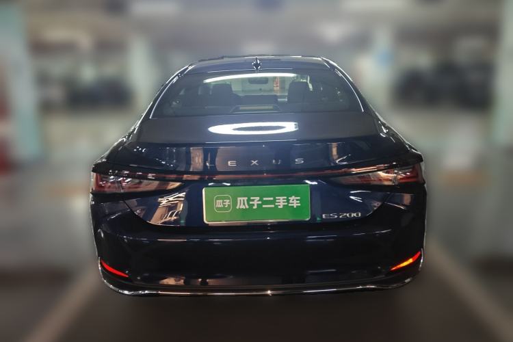 Used Lexus ES 2025 200 Premium Edition Rear