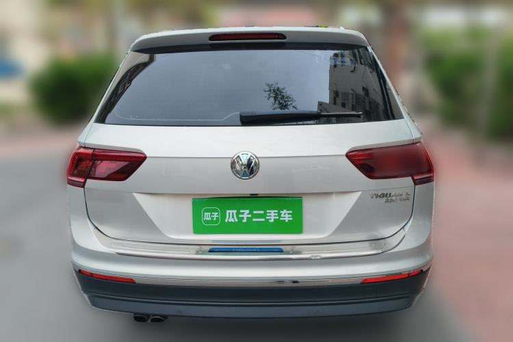 Used Volkswagen Tiguan L 2017 330TSI Automatic Two-Wheel Drive Flagship Edition Rear