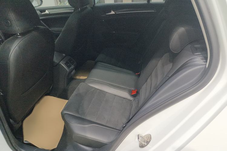 Used Volkswagen Golf 2019 280TSI DSG Luxury Version China VI Standard Left Rear Seat