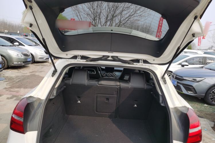 Used Mercedes-Benz GLA 2019 GLA 200 Dynamic Edition Trunk