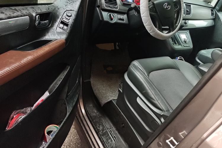 Used SAIC MAXUS G10 2018 PLUS 2.0T Automatic Elite Edition Interior 3