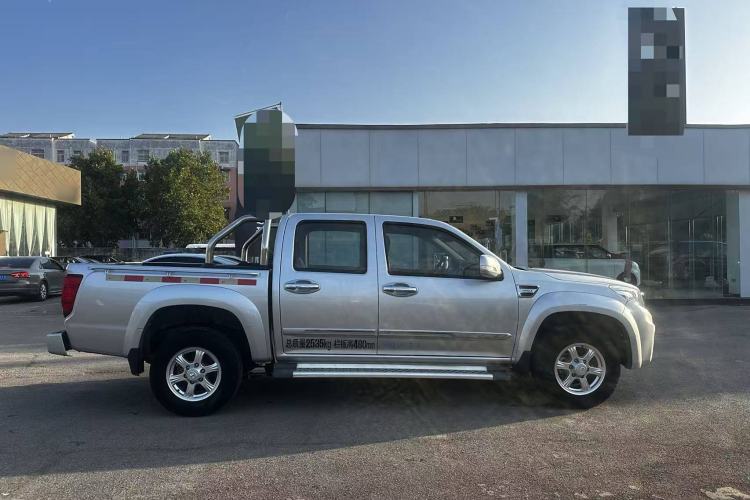 Used Great Wall Wingle 6 2017 2.4L Gasoline Two-Wheel Drive Elite Version 4G69
