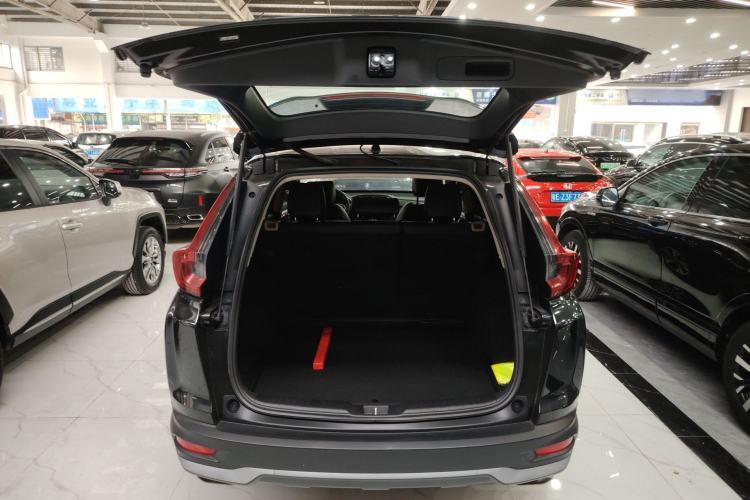 Used Honda CR-V 2021 240TURBO CVT 2WD Comfort Version Trunk