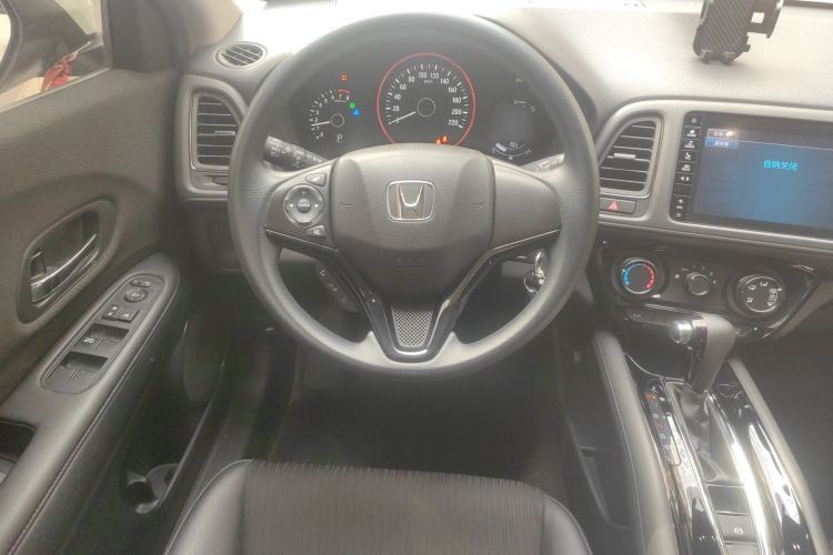 Used Honda Vezel 2019 1.5L CVT Pioneer Edition China V Steering Wheel