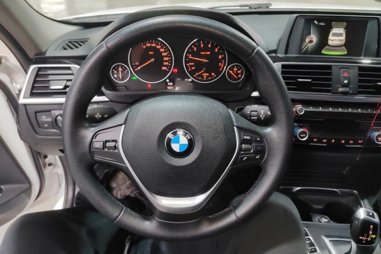 Used BMW 3 Series 2016 316Li Fashion Model
