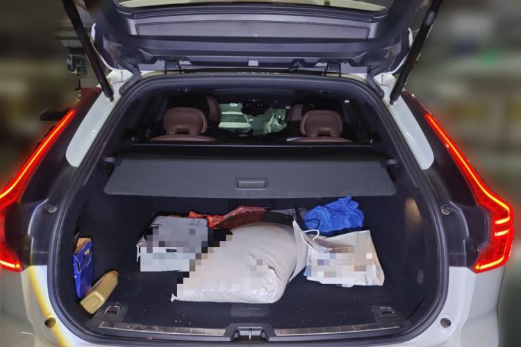 Used Volvo XC60 2021 T5 4x4 Smart Luxury Edition Trunk