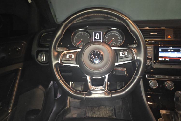 Used Volkswagen Golf 2016 1.4TSI Automatic R-Line