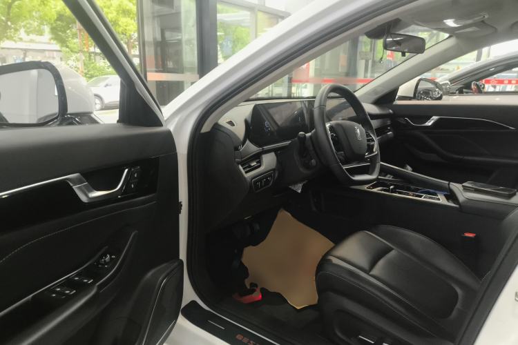 Used Bestune B70 2022 Third Generation 1.5T Automatic Enjoyment Version
