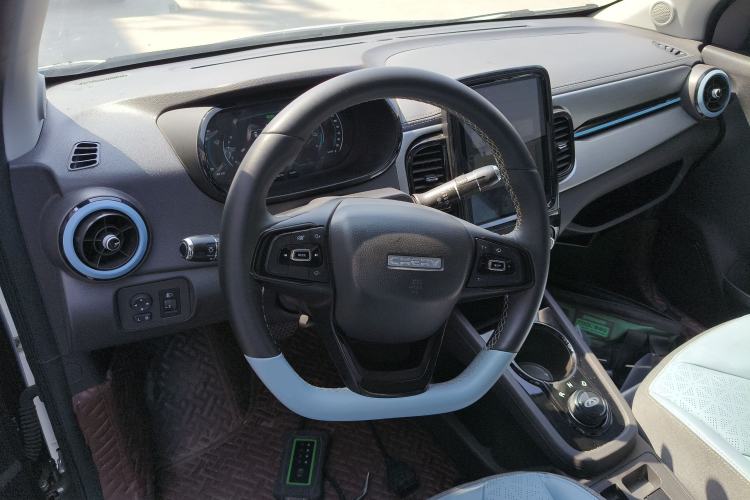 Used Chery QQ Little Ant 2022 Sweet Pink Edition Full-Sugar Version 3-Cell Lithium 30kW 301km
