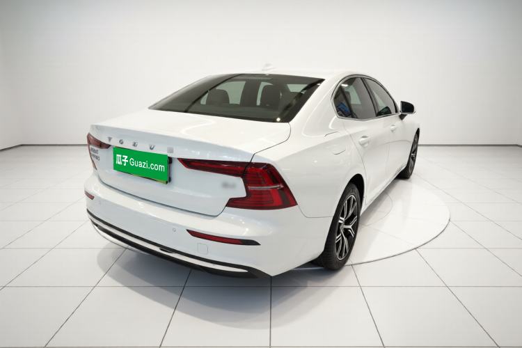 Used Volvo S60 2026 Model B4 Zhiyi Luxury Edition Rear Right 45 Deg