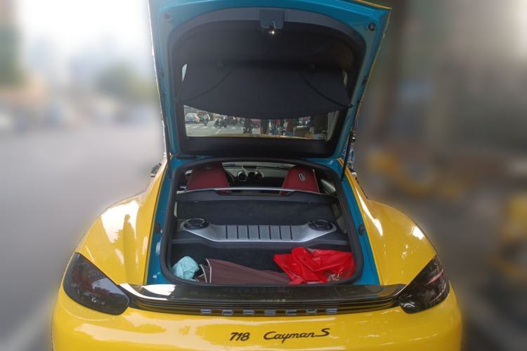 Used Porsche 718 2018 Cayman 2.0T
