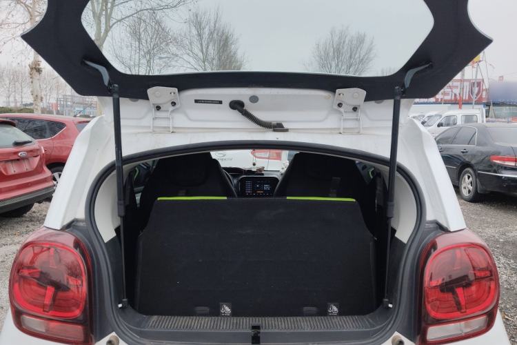 Used Roewe Clever 2021 302 km New Four-Seater Super-Efficient Version