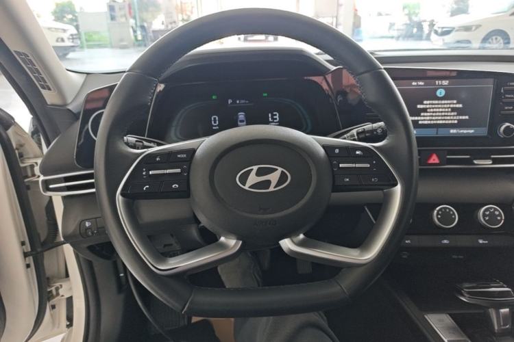 Used Hyundai Elantra 2023 1.5L CVT GLX Elite Edition Steering Wheel