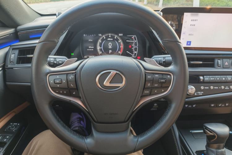 Used Lexus ES 2024 200 Premium Edition