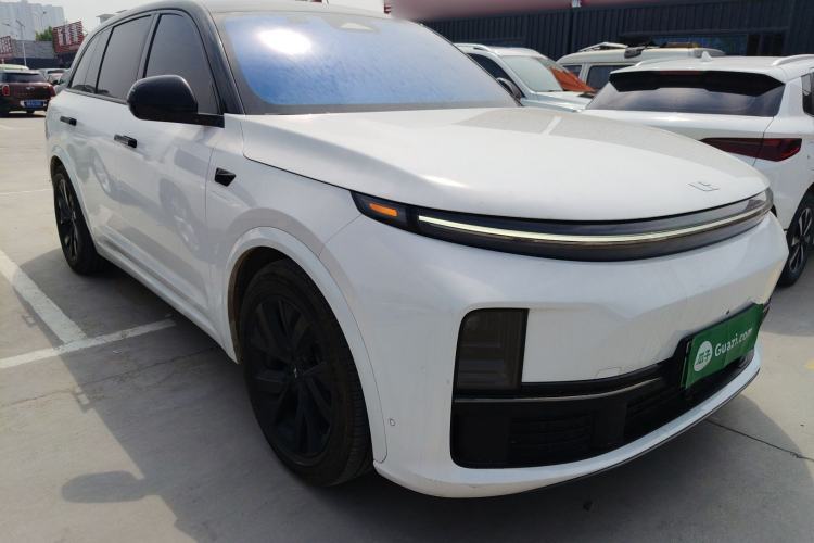 Used Li Auto L7 2023 Pro Model Front Right 45 Deg