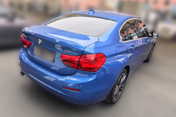 Used BMW 1 Series 2019 118i Fashion Model Rear Right 45 Deg