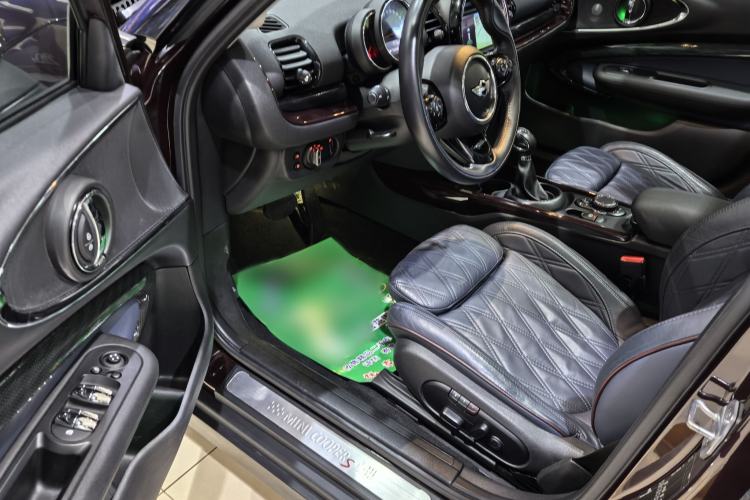 Used MINI Clubman 2016 Revised Version 2.0T COOPER S Connoisseur Edition