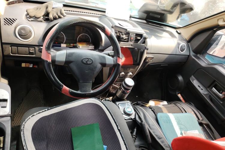 Used Ruichi EC35 2021 EC35 II Standard Edition 38.7 kWh Center Console