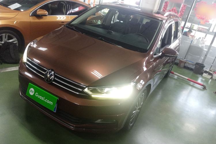 Used Volkswagen Touran 2016 Volkswagen Touran L 330TSI DSG Luxury Edition