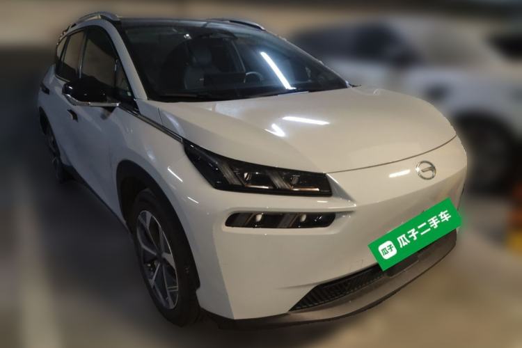 Used AION V 2023 Plus 70 Smart Tech Edition Lithium Iron Phosphate Front Right 45 Deg