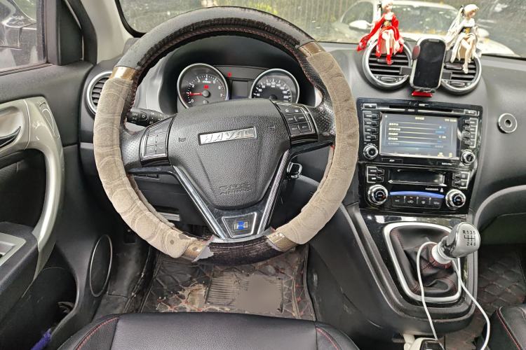 Used Haval H6 2016 Upgraded Model 1.5T Manual Two-Wheel Drive Elite Version