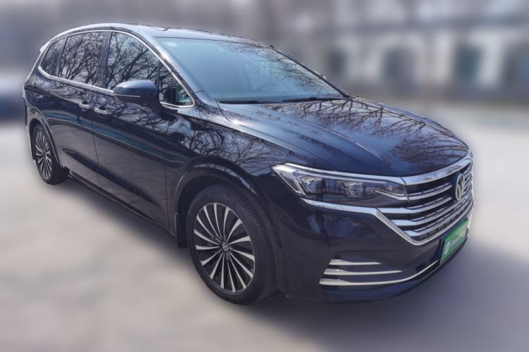 Used Volkswagen Viloran 2020 380TSI Prestige Edition Front Right 45 Deg