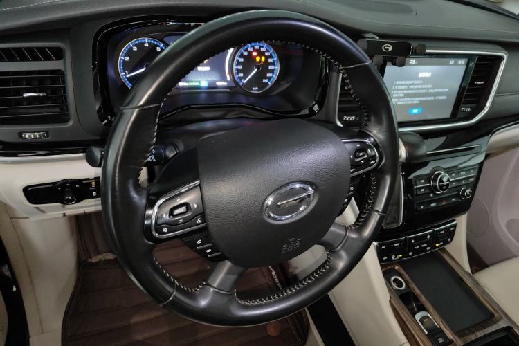 Used GAC Trumpchi M8 2018 320T Luxury Edition
