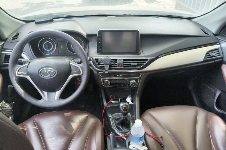 Used Soueast A5 Wing Dance 2019 1.5L Manual Luxury Version China V Standard