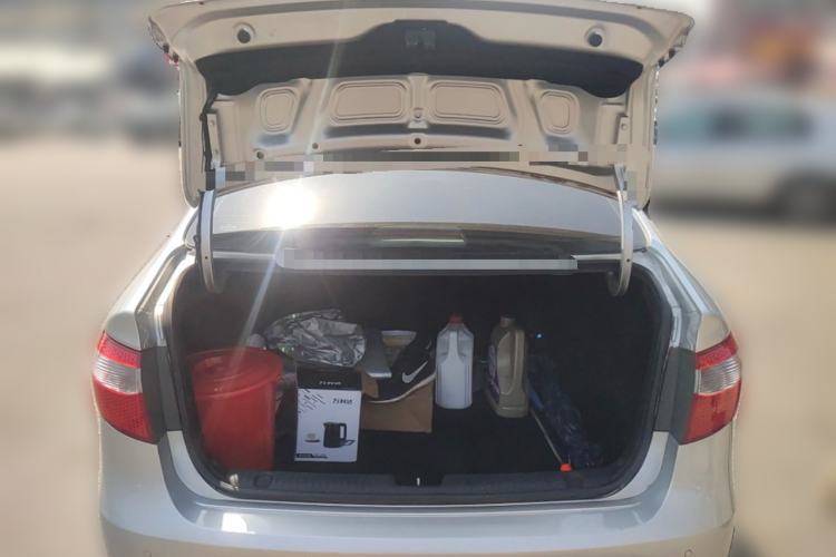 Used Kia K2 2011 Sedan 1.4L Manual Transmission GLS
