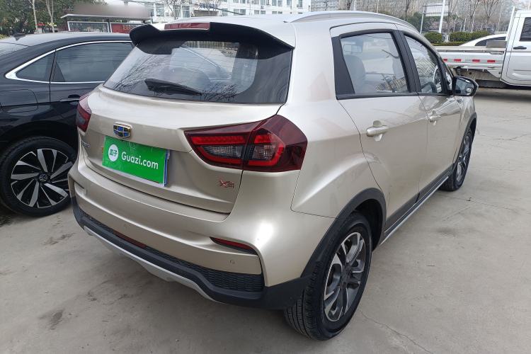Used Geely Auto Vision X3 2019 Upgraded Model 1.5L Manual Luxury Version
