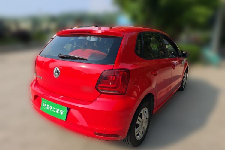 Used Volkswagen Polo 2014 1.4L Manual Fashion Edition
