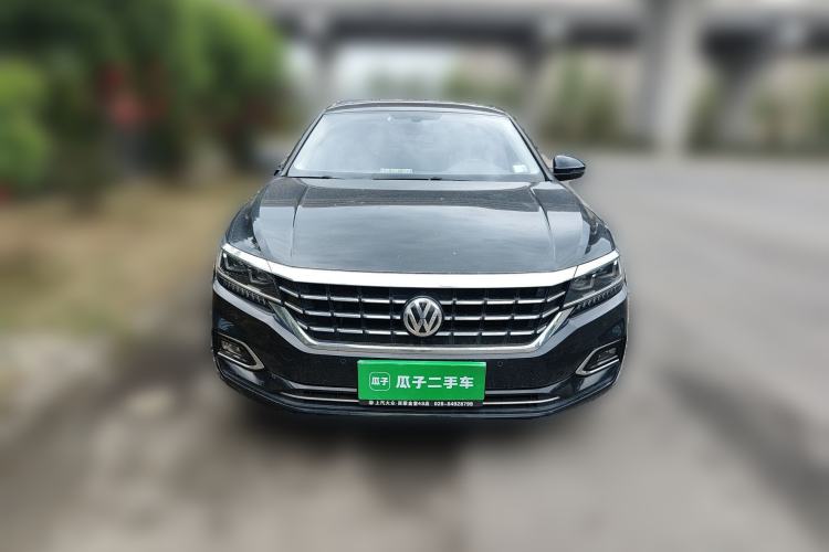 Used Volkswagen Passat 2019 330TSI Luxury Edition China VI Standard