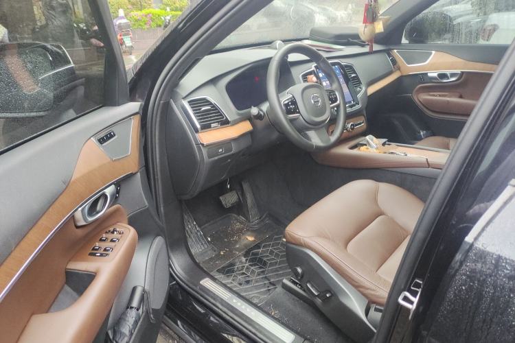 Used Volvo XC90 2023 B6 Zhiyi Luxury Edition 7-Seater Driver Seat