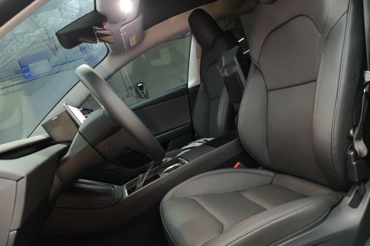 Used Tesla Model 3 2025 Rear-Wheel-Drive Version