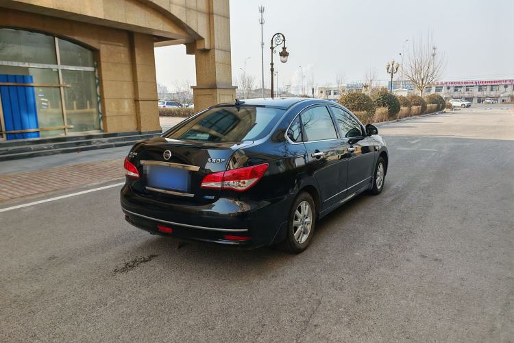 Used Nissan Sylphy 2016 Classic 1.6XE Manual Leading Edition Exterior 4