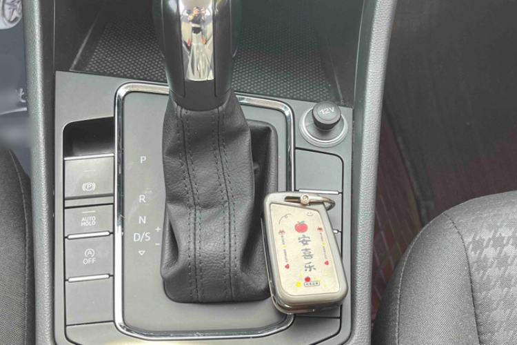 Used Volkswagen Bora 2020 1.5L Automatic Fashion Edition Interior 5