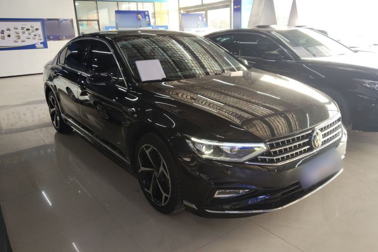 Used Volkswagen Magotan 2023 2 Million Units Commemorative Edition 330TSI DSG Luxury Version
