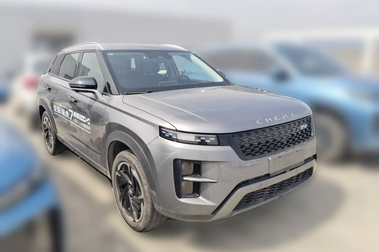 Used Chery Tiggo 7 C-DM 2025 1.5T 120KM Luxury Trim Front Right 45 Deg