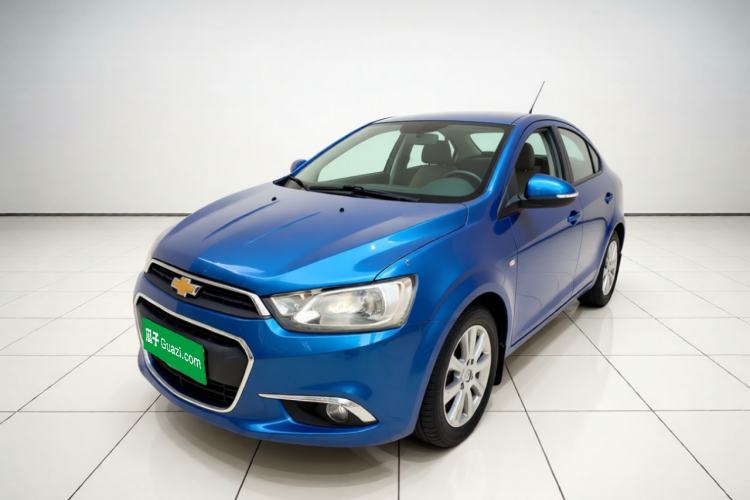 Used Chevrolet Aveo Sonic 2014 Sedan 1.6SX AT Fashion Edition