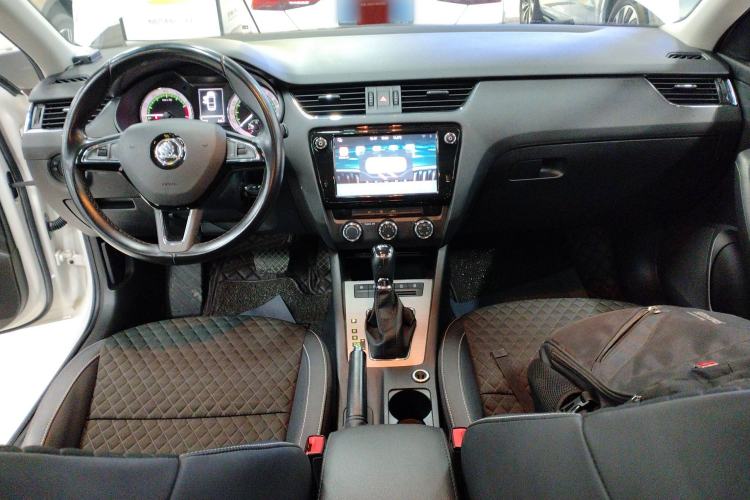 Used Skoda Octavia 2018 TSI230 DSG Luxury Edition