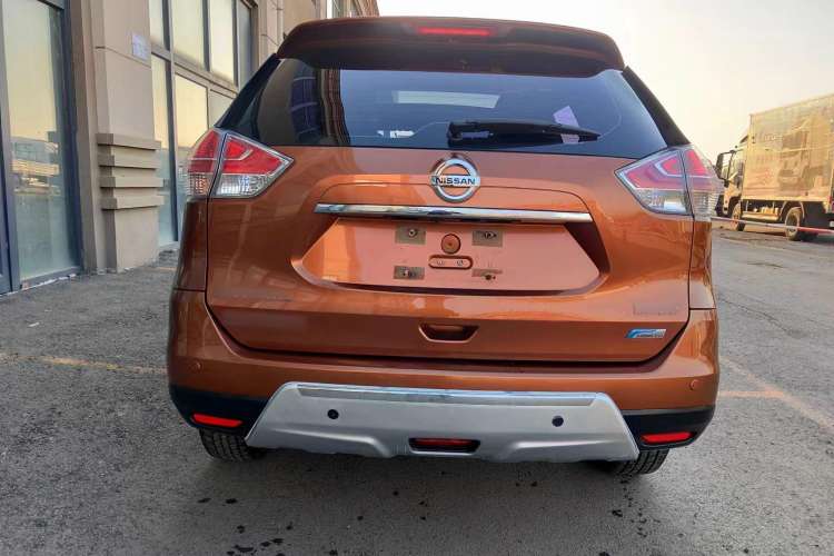 Used Nissan X-Trail 2015 2.5L CVT Leading MAX Edition 4WD