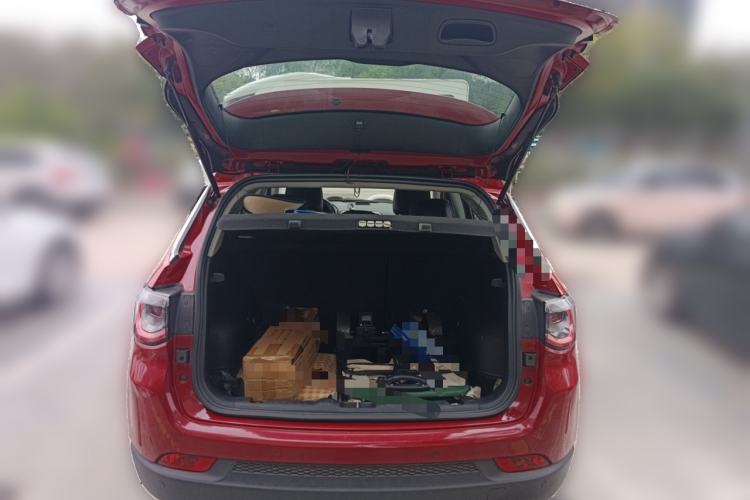 Used Jeep Compass 2017 200T Automatic Family Edition Trunk