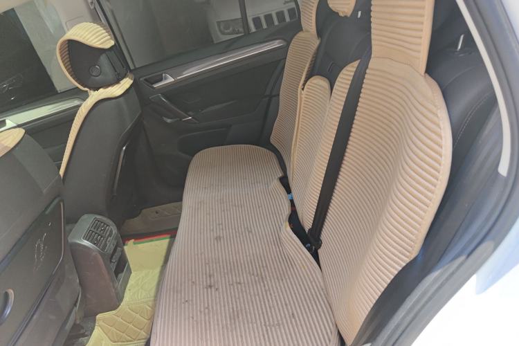 Used Volkswagen Golf Sportsvan 2016 230TSI Automatic Trend Edition Left Rear Seat